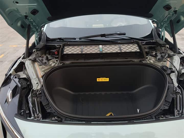 Фото 10 - Xiaomi YU7