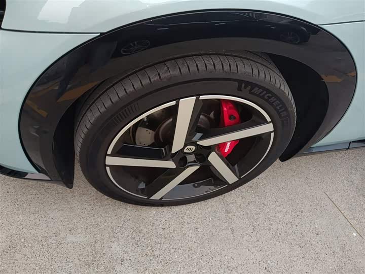 Фото 25 - Xiaomi YU7