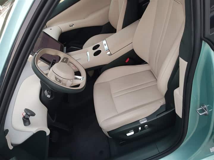 Фото 7 - Xiaomi YU7