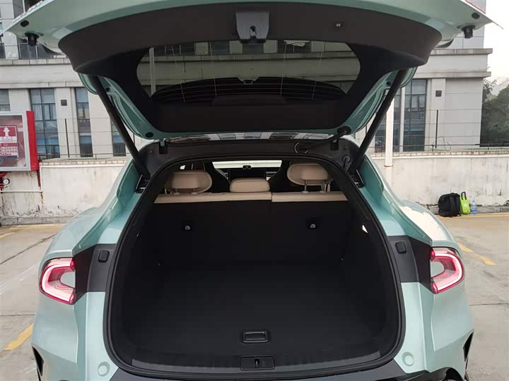 Фото 9 - Xiaomi YU7