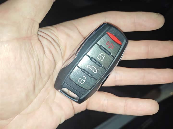 Фото 12 - Haval F7x