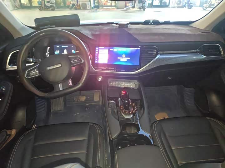 Фото 13 - Haval F7x