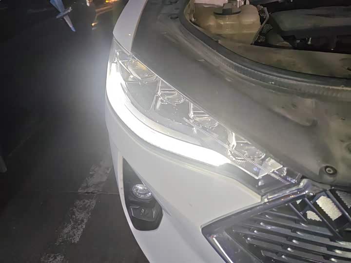 Фото 30 - Haval F7x