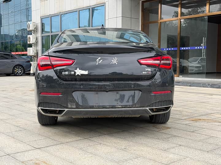 Фото 3 - Hongqi H5