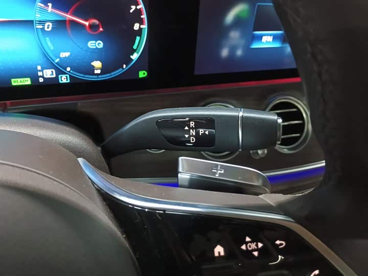 Фото 14 - Mercedes-Benz E-Class Hybrid