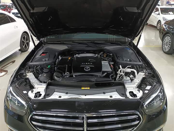 Фото 20 - Mercedes-Benz E-Class Hybrid