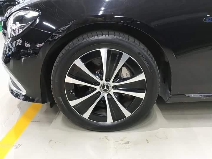 Фото 23 - Mercedes-Benz E-Class Hybrid