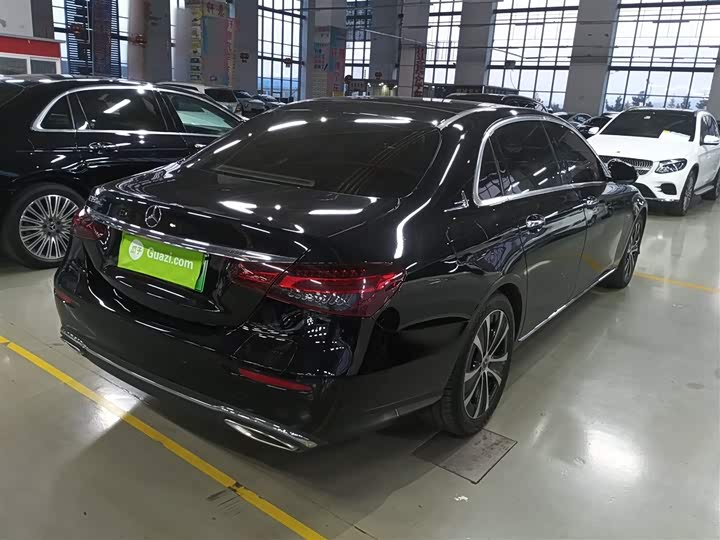 Фото 7 - Mercedes-Benz E-Class Hybrid