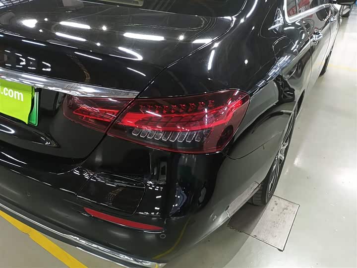 Фото 8 - Mercedes-Benz E-Class Hybrid