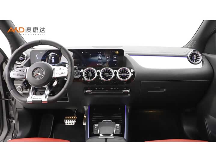 Фото 5 - Mercedes-Benz CLA-Class AMG