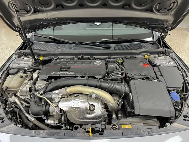 Фото 14 - Mercedes-Benz A-Class AMG