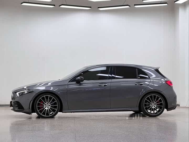 Фото 4 - Mercedes-Benz A-Class AMG