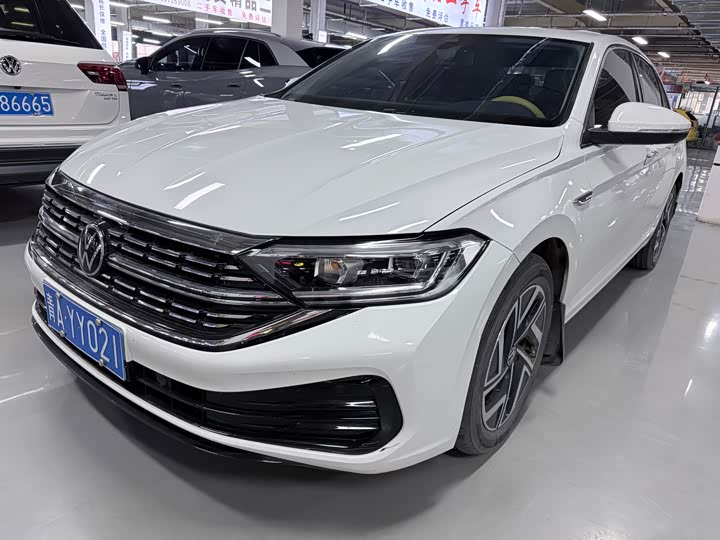 Фото 1 - Volkswagen Sagitar L