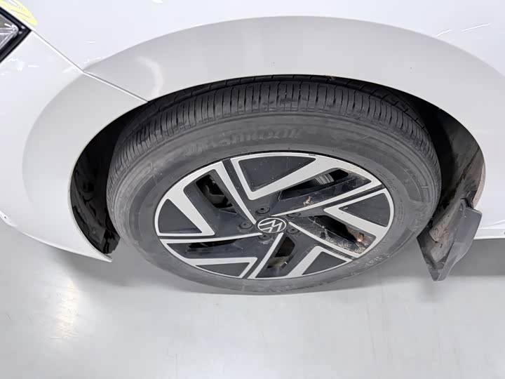 Фото 5 - Volkswagen Sagitar L