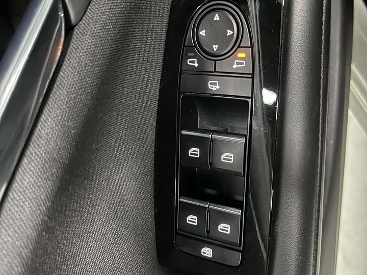 Фото 10 - Mazda 3 (Axela)