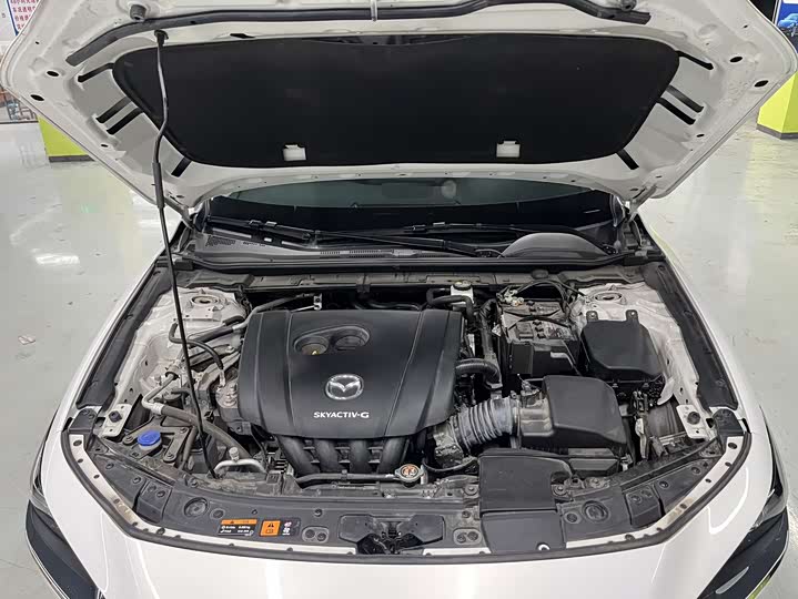 Фото 15 - Mazda 3 (Axela)