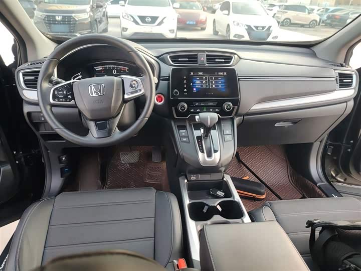 Фото 10 - Honda CR-V