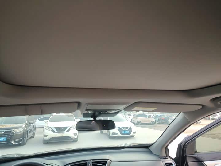 Фото 18 - Honda CR-V