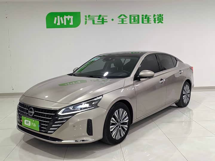 Фото 1 - Nissan Teana