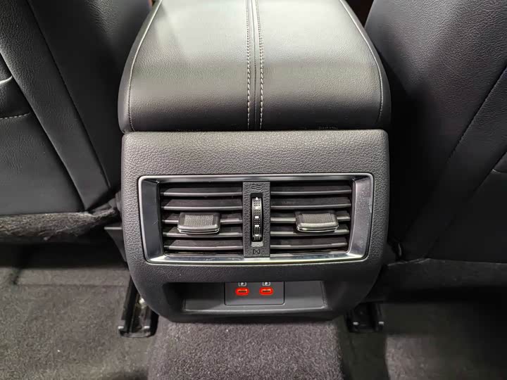 Фото 17 - Nissan Teana