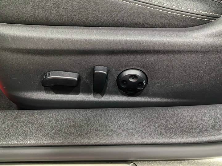 Фото 19 - Nissan Teana