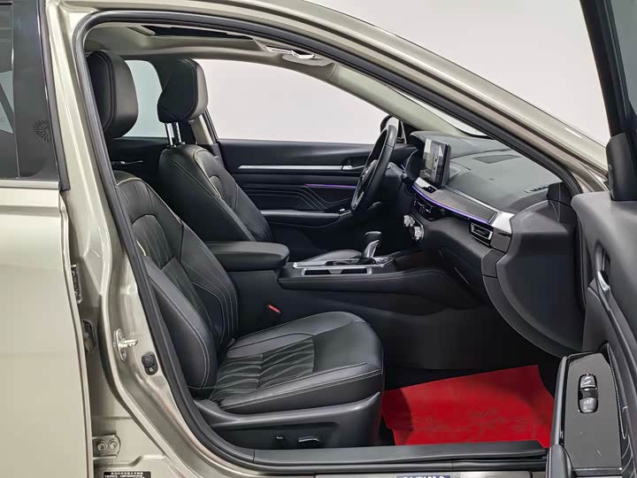 Фото 9 - Nissan Teana