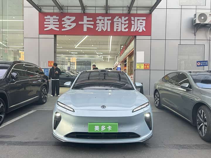 Фото 2 - Nio ET5