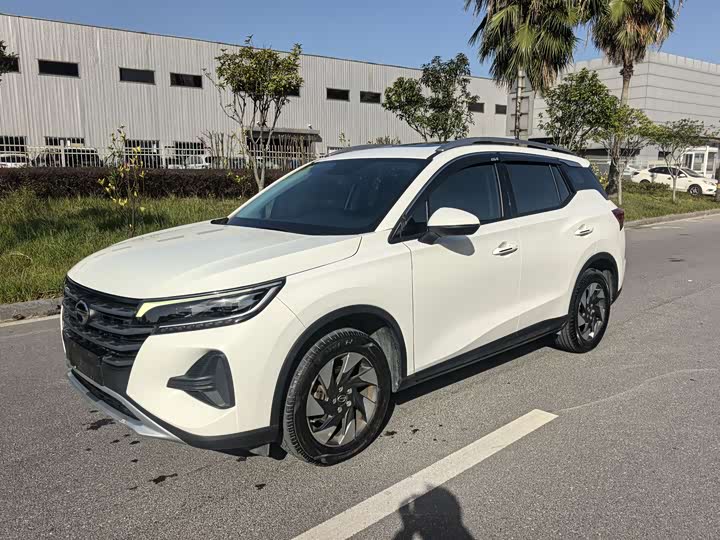 Фото 1 - GAC Trumpchi GS4