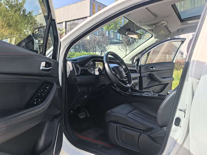 Фото 14 - GAC Trumpchi GS4