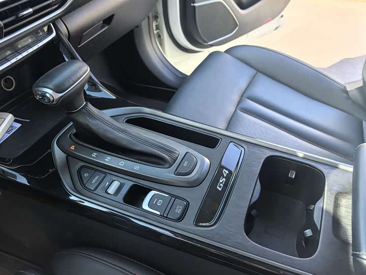 Фото 18 - GAC Trumpchi GS4