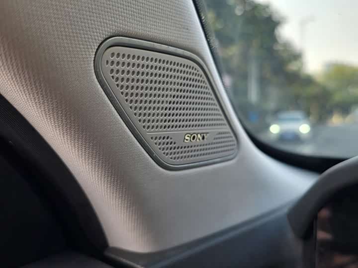 Фото 5 - Changan UNI-K Hybrid