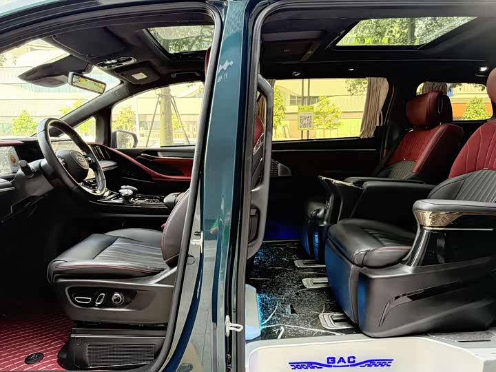 Фото 7 - GAC Trumpchi M8