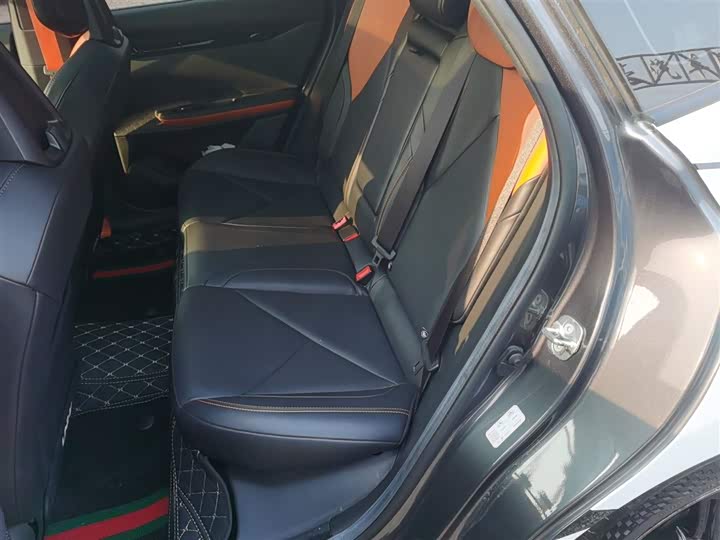 Фото 17 - Changan UNI-V