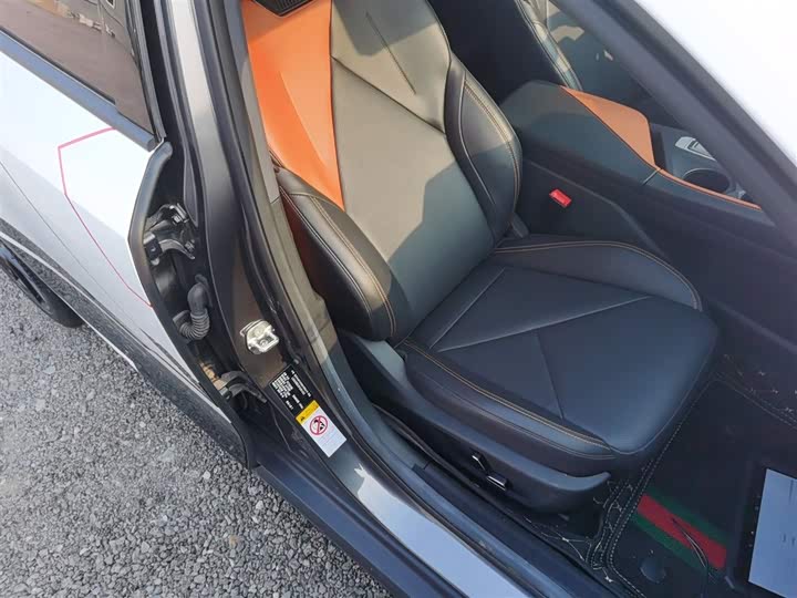 Фото 25 - Changan UNI-V