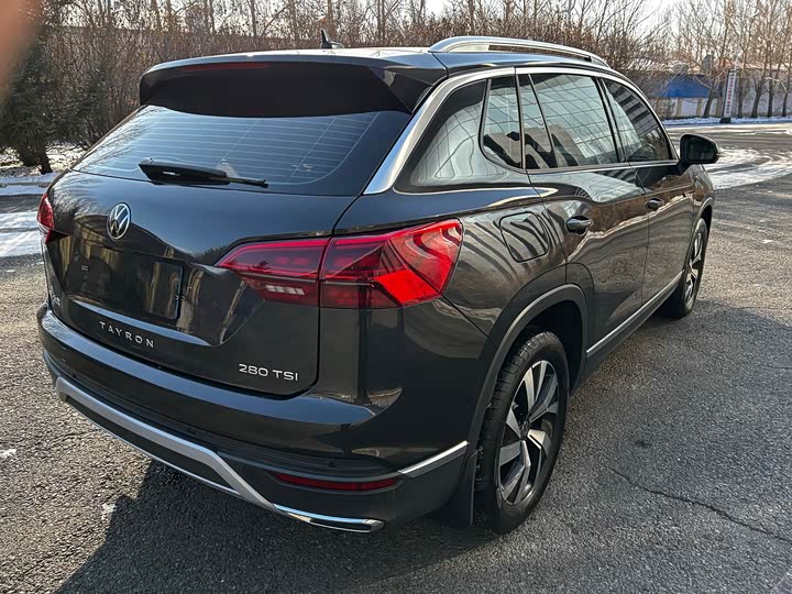 Фото 19 - Volkswagen Tayron