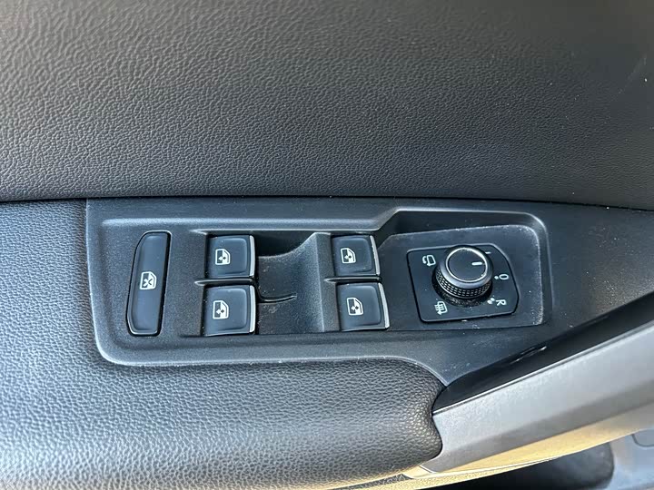 Фото 4 - Volkswagen Tayron