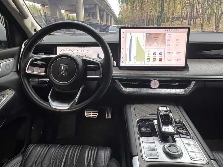 Фото 8 - Tank 500