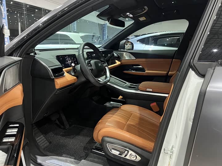 Фото 12 - XPeng G9