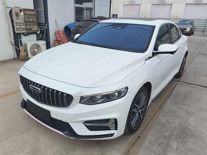 Фото 1 - Geely Preface