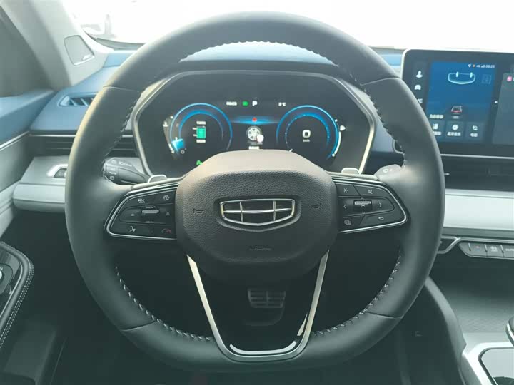 Фото 11 - Geely Preface