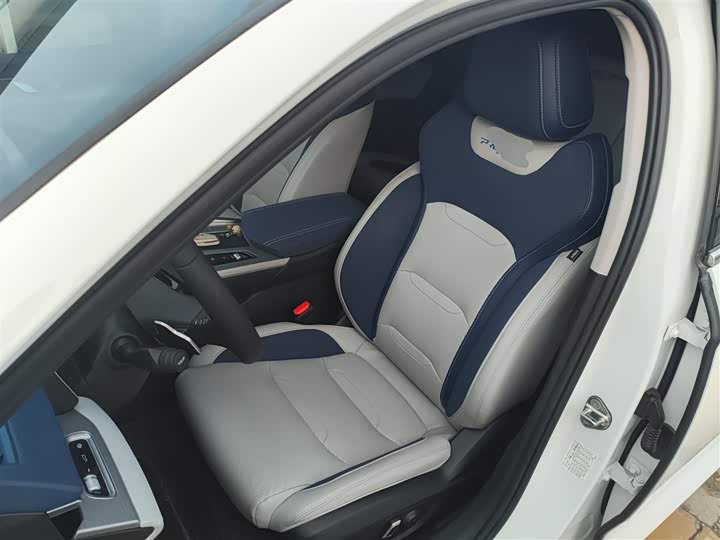 Фото 15 - Geely Preface