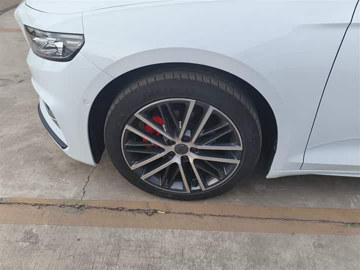 Фото 23 - Geely Preface