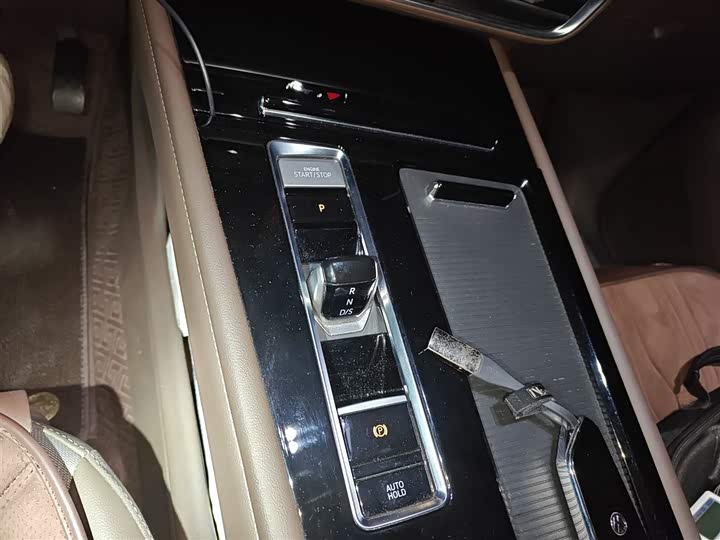 Фото 7 - Volkswagen Viloran