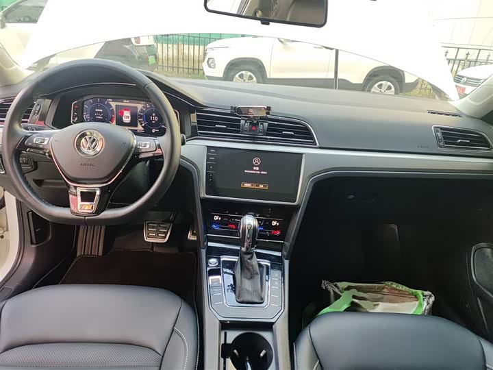 Фото 10 - Volkswagen Lamando L