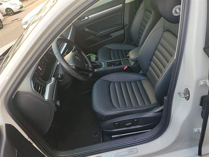 Фото 15 - Volkswagen Lamando L