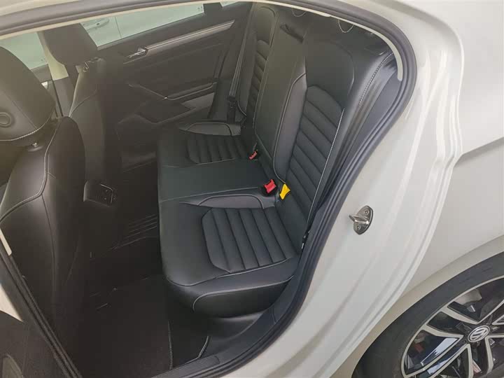 Фото 17 - Volkswagen Lamando L