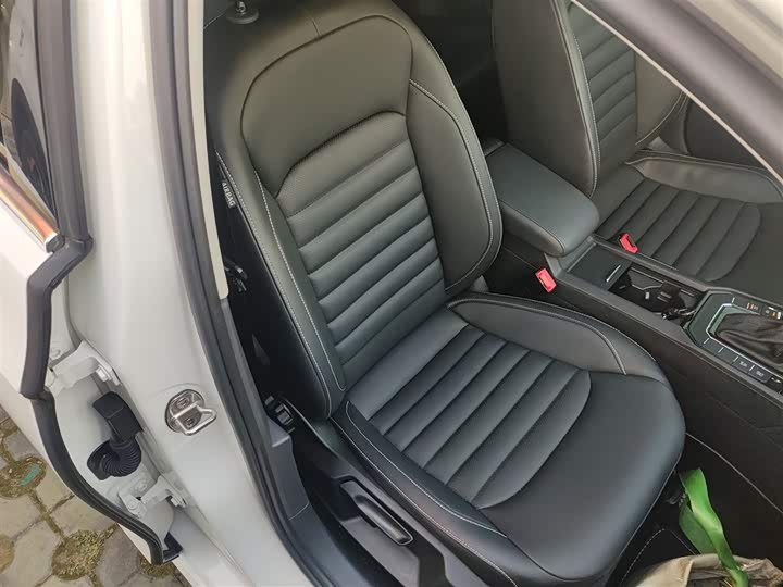 Фото 25 - Volkswagen Lamando L