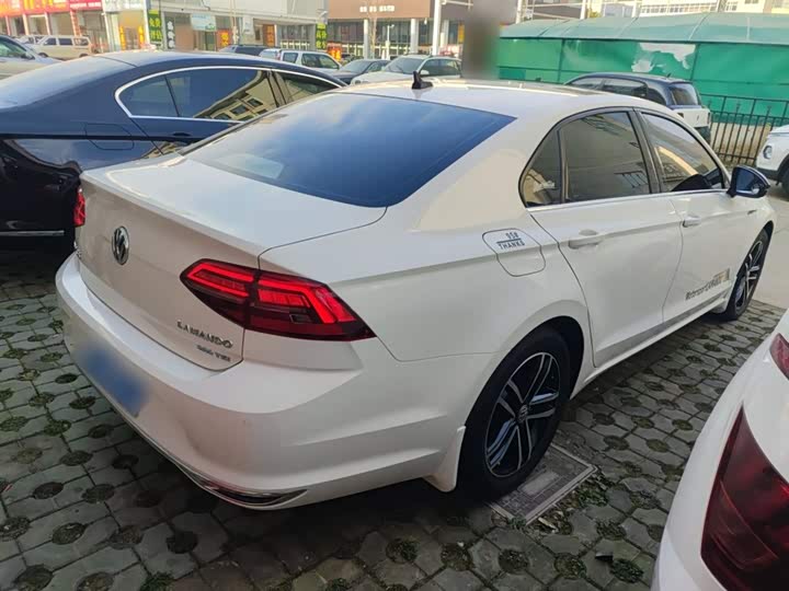 Фото 7 - Volkswagen Lamando L