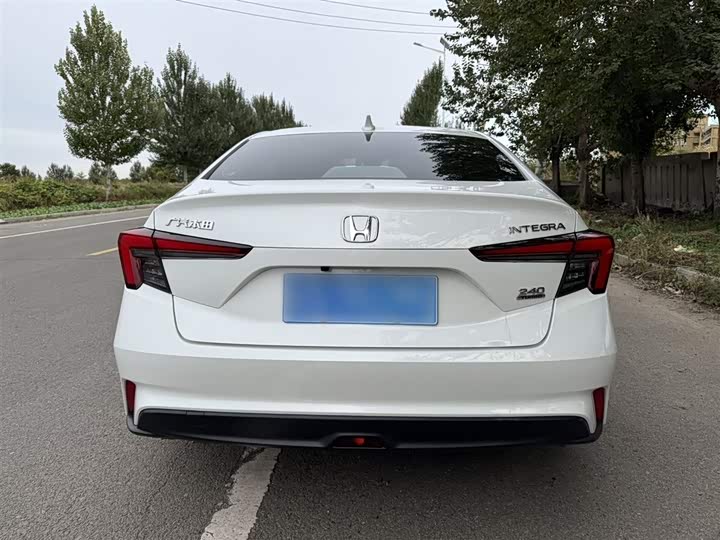 Фото 11 - Honda Integra