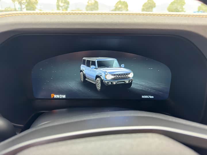 Фото 12 - Ford Bronco